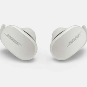 Opened box- Never Used Bose QuietComfort® Earbuds in Soapstone